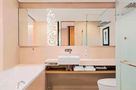 Four Points by Sheraton Bangkok, Sukhumvit 15 - SHA Certified - 51