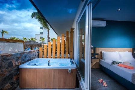 Infinity Blue Boutique & Spa - Adults Only - 37