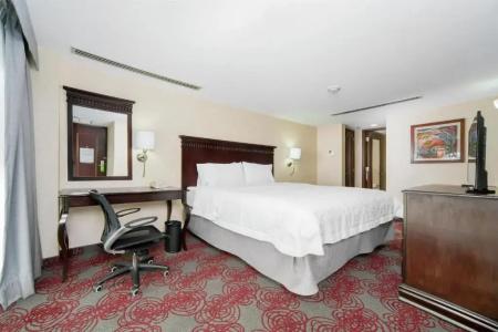 Hampton Inn & Suites Mexico City - Centro Historico - 9