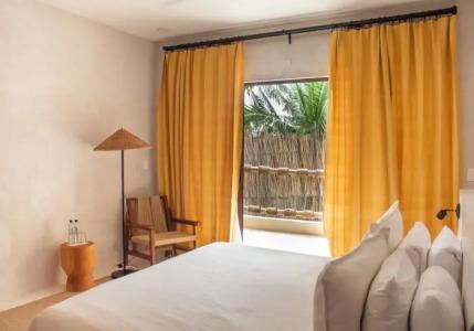 Dune Boutique located at the party zone - 50