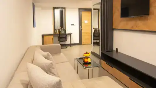 Grand Ozcelik - 42