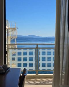 Chios Chandris - 32