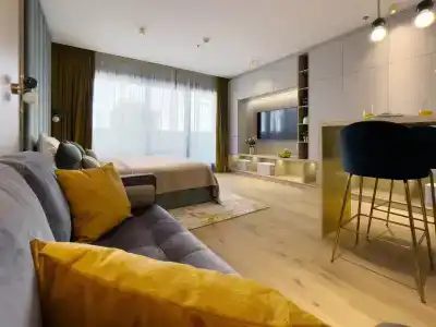 Emerald Downtown Suites - 20