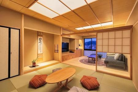 Honjin Hiranoya Kachoan - 108