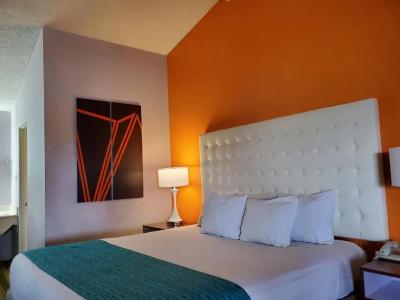 Howard Johnson by Wyndham Phoenix Airport/Downtown Area - 36