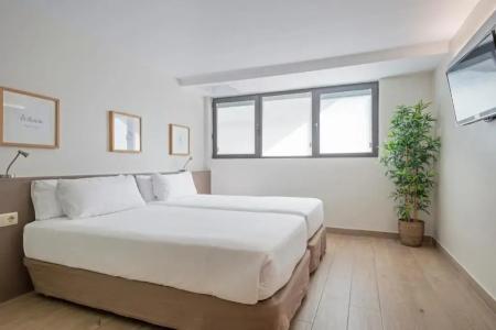 ApartBcn Montjuic - 4