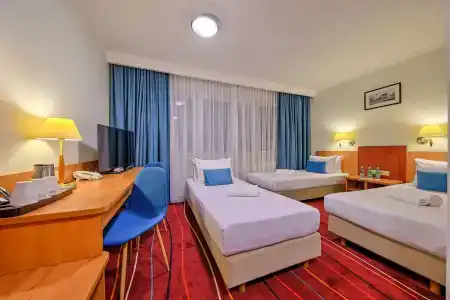 Best Western Portos - 26