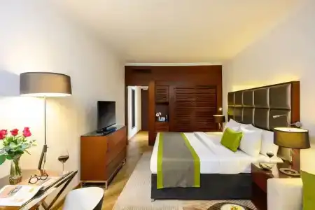 Carlton Tel Aviv – Luxury on the Beach - 38