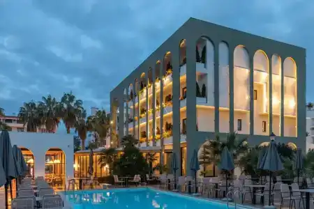 Flowers & Resorts - 16