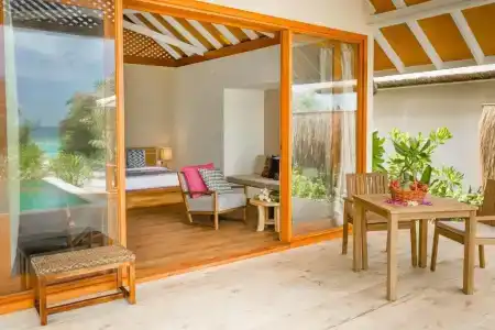 Kudafushi Resort & Spa - 4