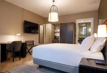 DoubleTree By Hilton Brussels City - 42