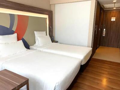 Novotel Bangkok Impact - 7