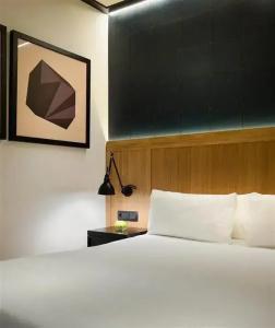 H10 Puerta de Alcalá - 53