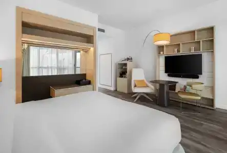 The Gabriel Miami Downtown, Curio Collection by Hilton - 43