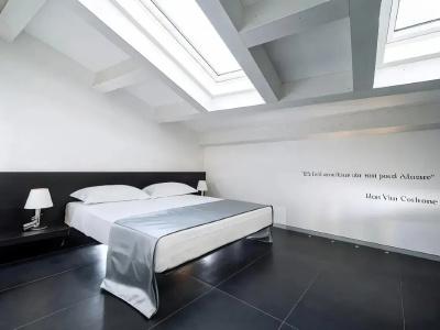 Duomo Suites & Spa - 73