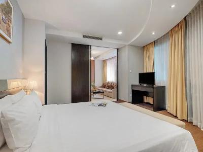 Palace Saigon - 46