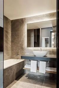 Radisson Blu, Madrid Prado - 47