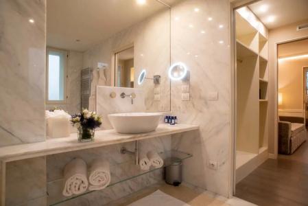 Ponte Vecchio Suites & Spa - 51