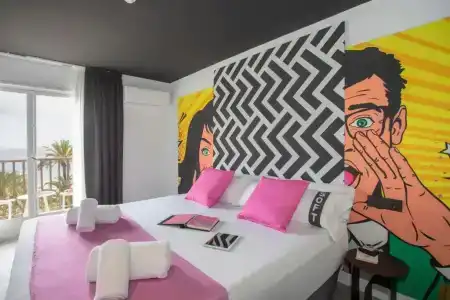 Casual Pop Art Benidorm - 4