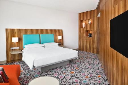 Hyatt Capital Gate Abu Dhabi - 3