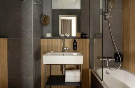 Hôtel Le Cardinal by Happyculture - 45