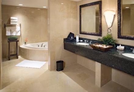 Embassy Suites East and Riverfront Conference Center - 44