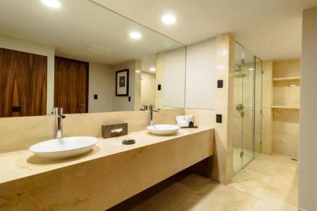 Camino Real Aeropuerto - 74