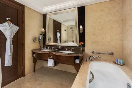 Dusit Thani Abu Dhabi - 29