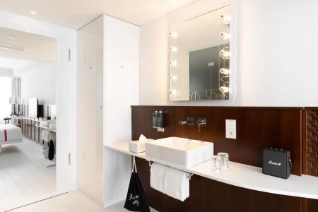 Ruby Claire Geneva - 21