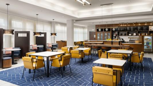 Courtyard by Marriott Mountain View - 16