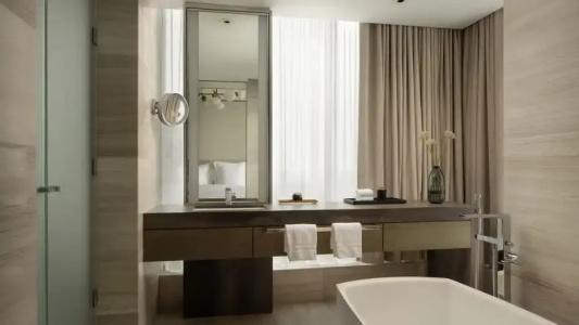 Four Seasons at Yorkville - 50