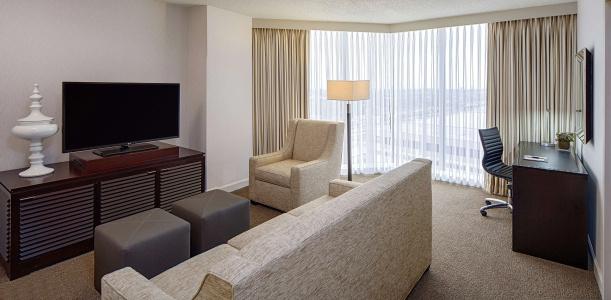 DoubleTree by Hilton Houston Greenway Plaza - 60