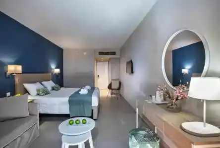 Leonardo Laura Beach & Splash Resort - 66