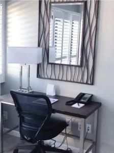 Mariposa Inn and Suites - 23