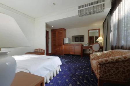 The Jesselton - 64