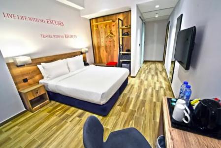 Kingsgate Canal - By Millennium, Dubai - 25
