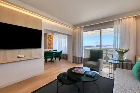 Divani Caravel - 70