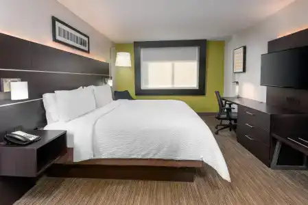 Holiday Inn Express Miami Airport Doral Area, An Ihg - 3