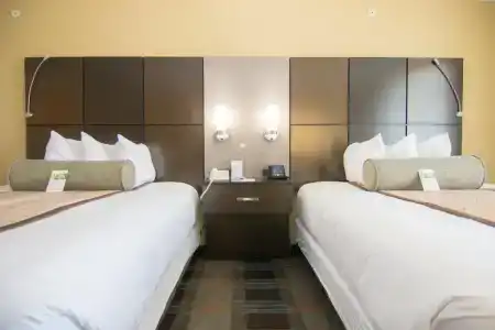 Wingate by Wyndham - Orlando International Airport - 32
