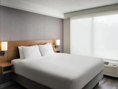 Hyatt Place - 25