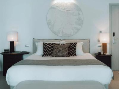 Mykonos Ammos - Small Luxurys of the World - 79