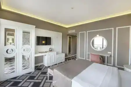 Utopia Resort & Residence - 23