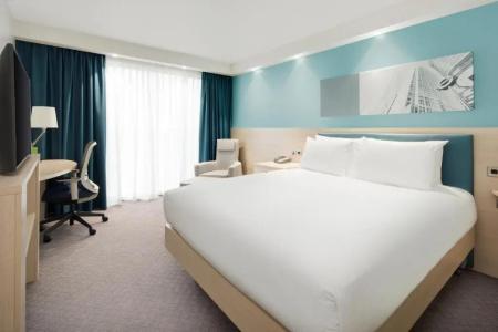 Hampton By Hilton London Docklands - 28