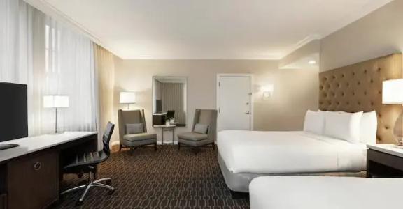 Hilton New Orleans / St. Charles Avenue - 61