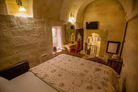 Royal Cave - 15
