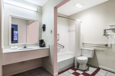 Super 8 by Wyndham New Orleans - 29