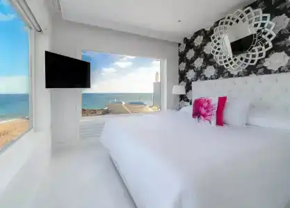 Lani's Suites de Luxe - Adults Only - 40