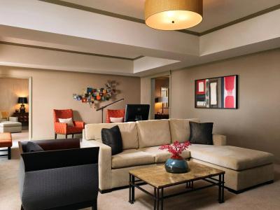 Hyatt Regency - 69