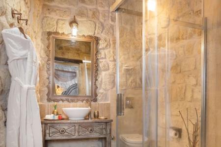 Elysion Cave Suites - 33
