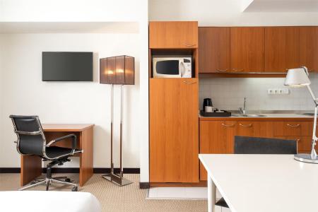 Park Inn by Radisson & Residence - 32